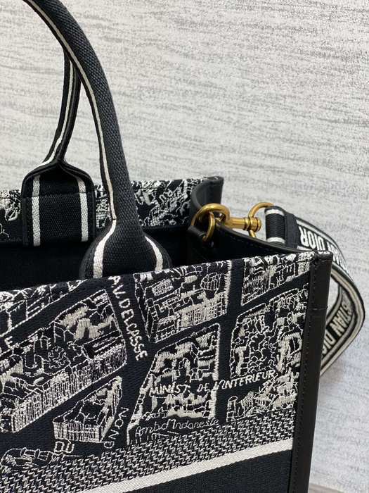Dior Tote style 09 Black 01A 3