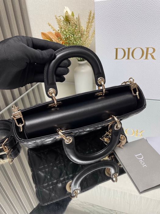 Dior Tote style 100 Black 01A 2
