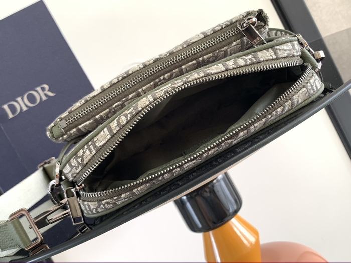 Dior Tote style 102 Beige 01A