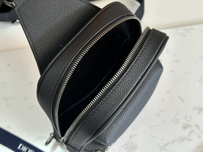 Dior Tote style 102 Black 01A