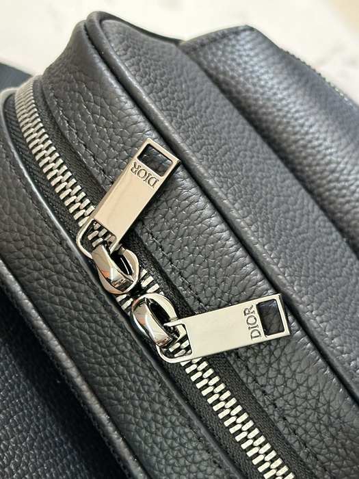 Dior Tote style 102 Black 01A