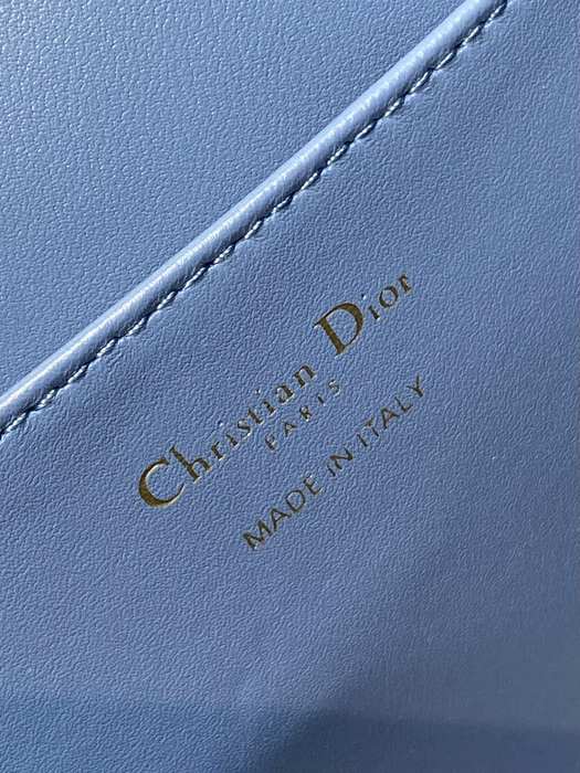 Dior Tote style 102 Blue 01A