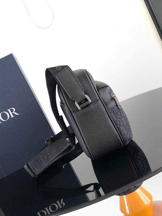 Dior Tote style 105 Grey 01A