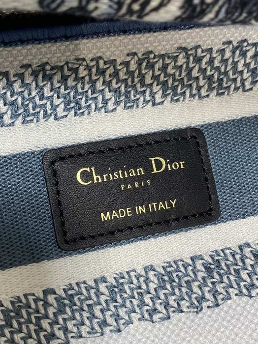 Dior Tote style 109 Blue 01A