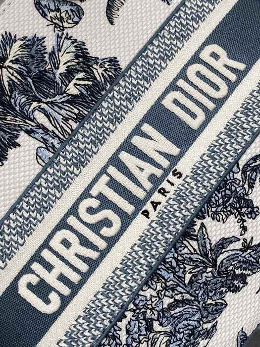 Dior Tote style 109 Blue 01A