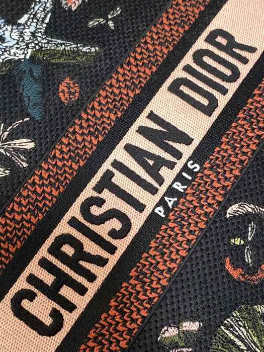 Dior Tote style 11 Black 01A