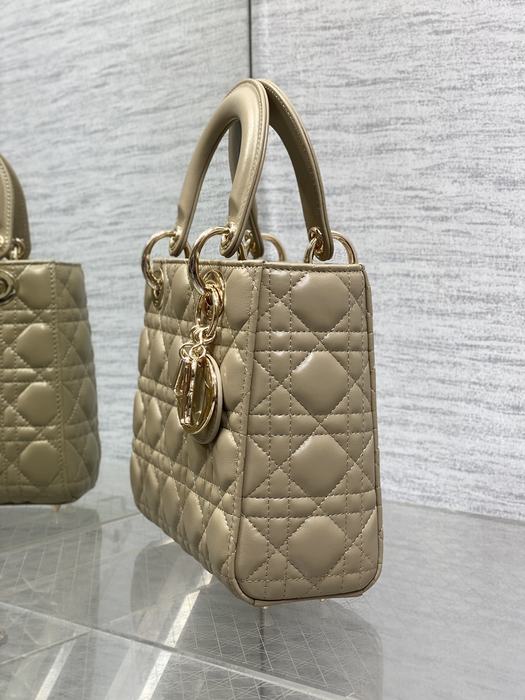 Dior Tote style 110 Beige 01A 2