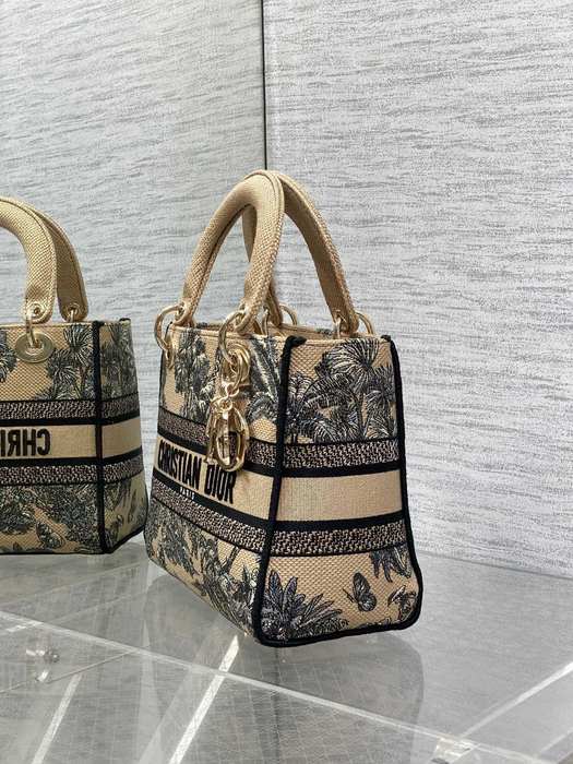 Dior Tote style 110 Beige 01A