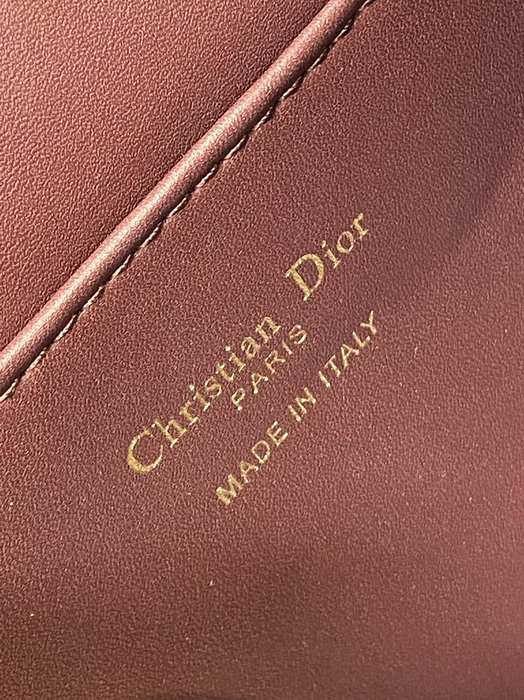 Dior Tote style 110 Burgundy 01A