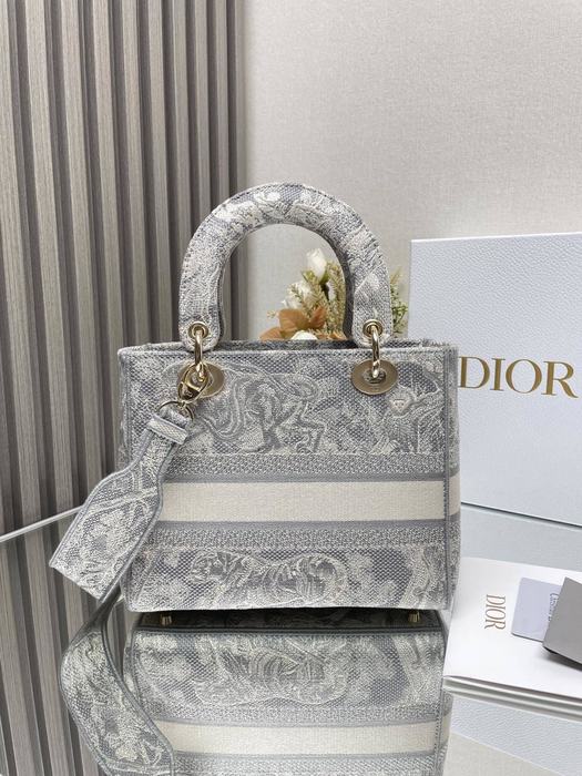 Dior Tote style 111 Grey 01A 2