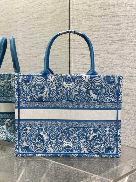 Dior Tote style 113 Blue 01A