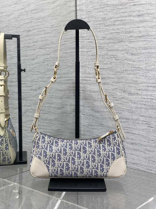 Dior Tote style 116 Beige 01A 2