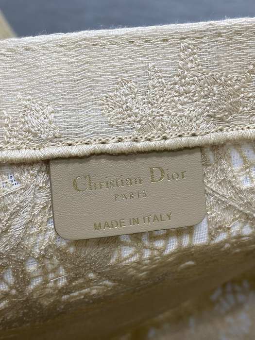 Dior Tote style 116 Beige 01A