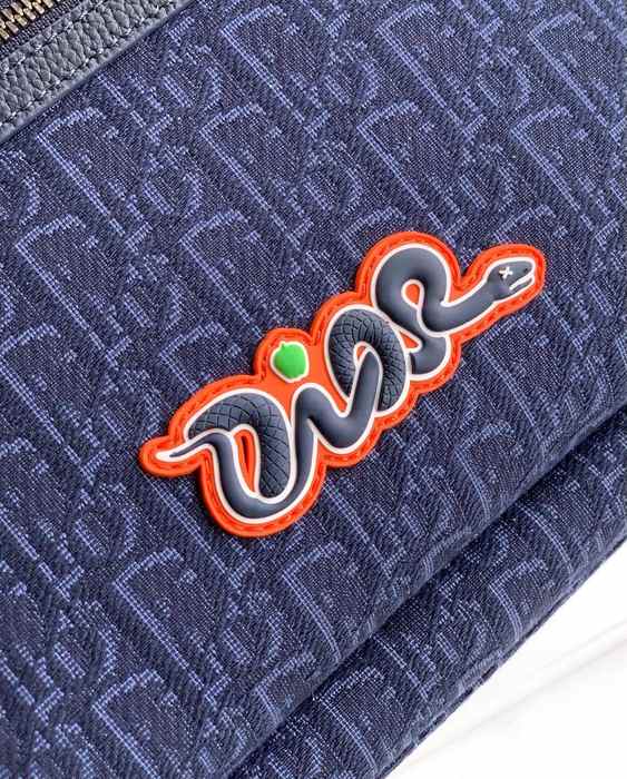 Dior Tote style 118 Navy 01A