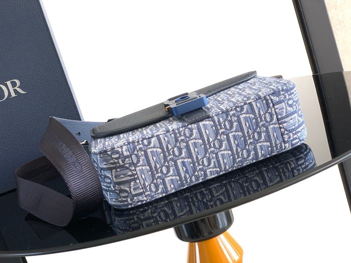 Dior Tote style 13 Navy 01A