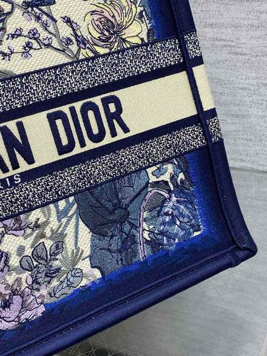 Dior Tote style 15 Blue 01A