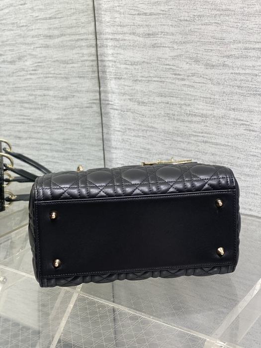 Dior Tote style 16 Black 01A