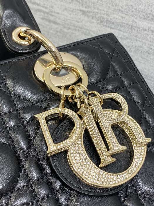 Dior Tote style 16 Black 01A