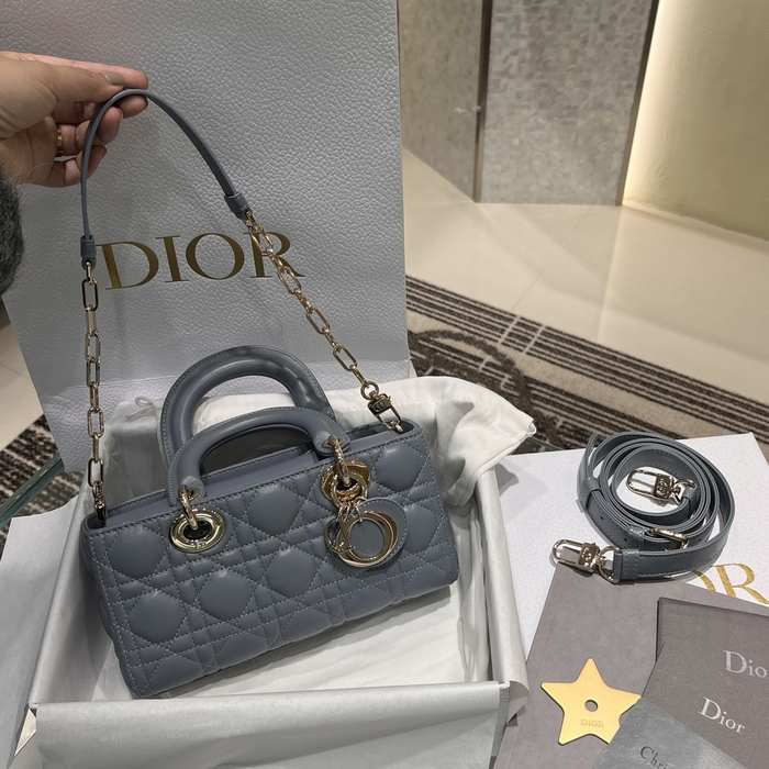 Dior Tote style 18 Blue 01A
