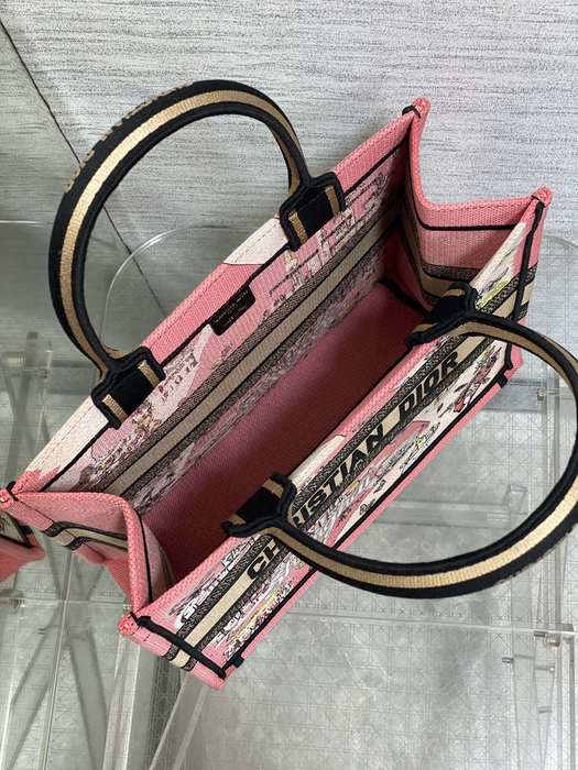 Dior Tote style 21 Beige 01A 2