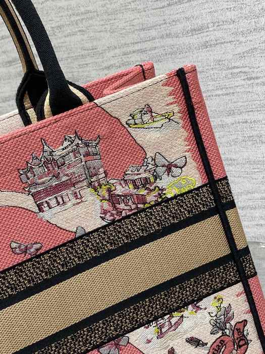 Dior Tote style 21 Beige 01A 2