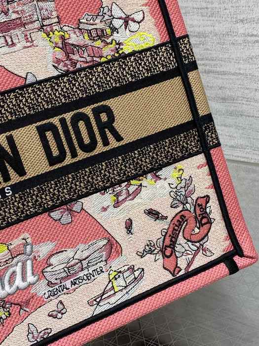 Dior Tote style 21 Beige 01A 2