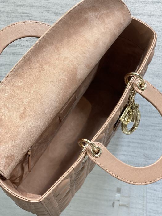 Dior Tote style 21 Beige 01A