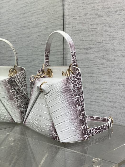 Dior Tote style 22 White 01A