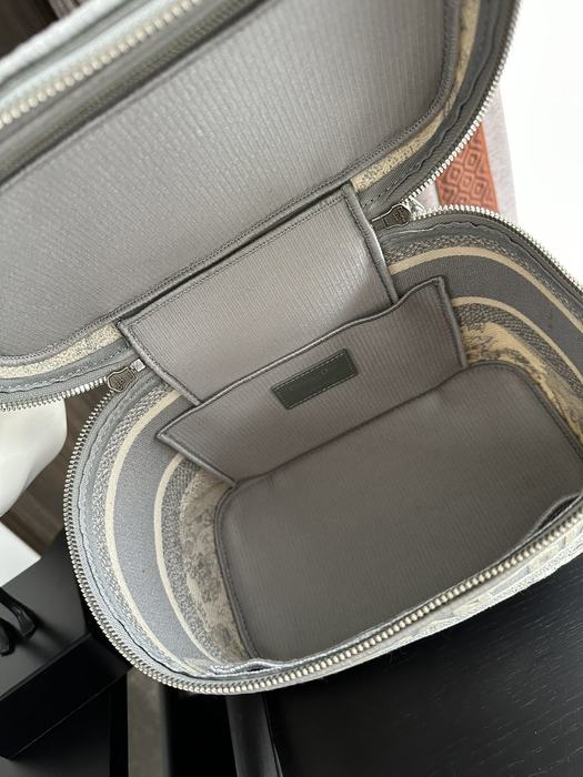 Dior Tote style 24 Grey 01A