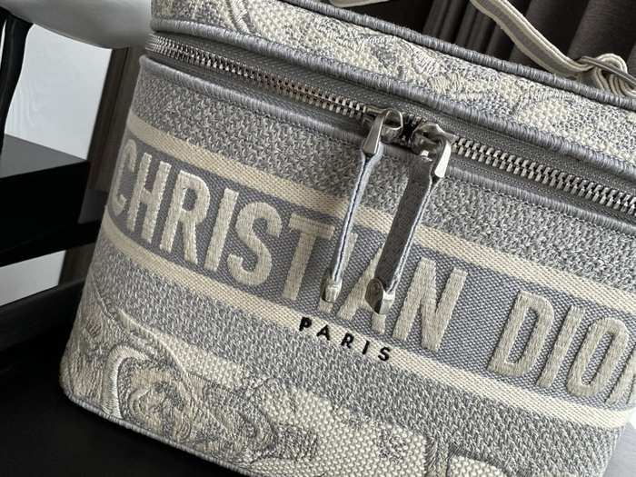 Dior Tote style 24 Grey 01A