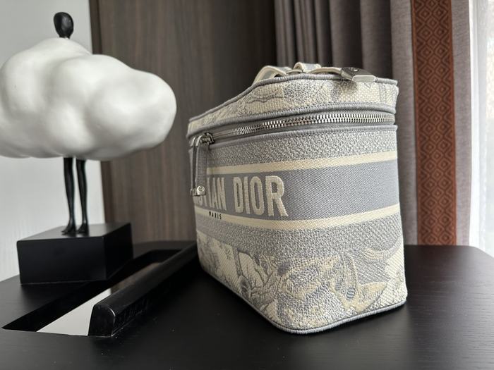 Dior Tote style 24 Grey 01A