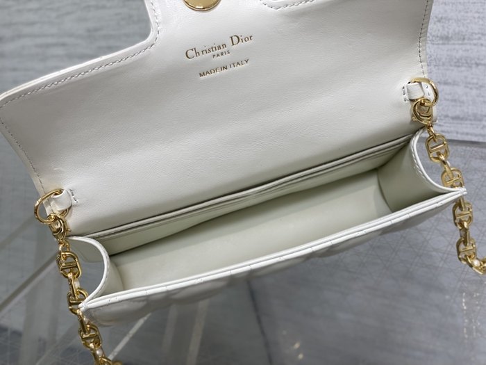 Dior Tote style 26 White 01A