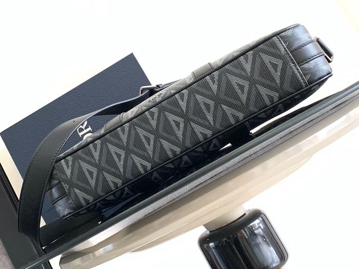 Dior Tote style 28 Black 01A