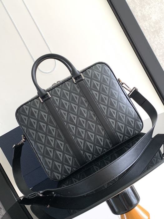 Dior Tote style 28 Black 01A