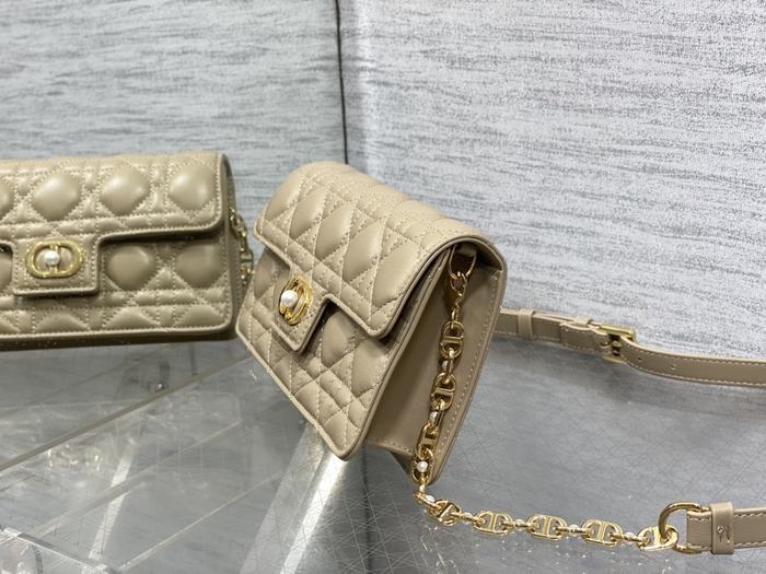 Dior Tote style 29 Beige 01A