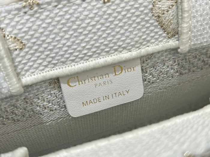 Dior Tote style 30 Beige 01A 3