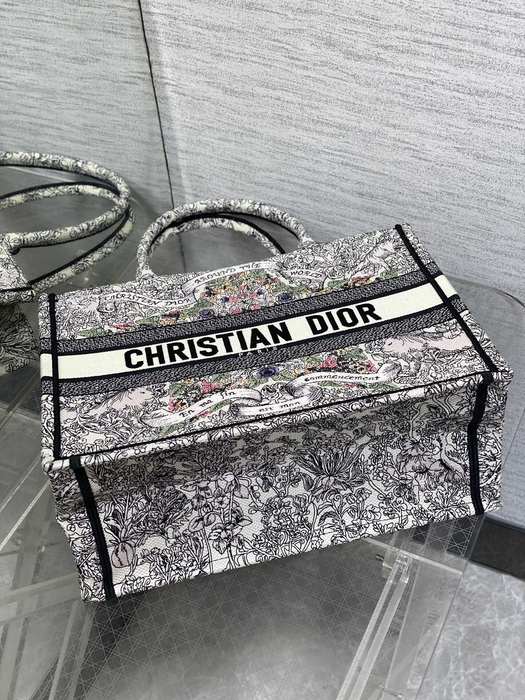 Dior Tote style 31 Grey 01A 2