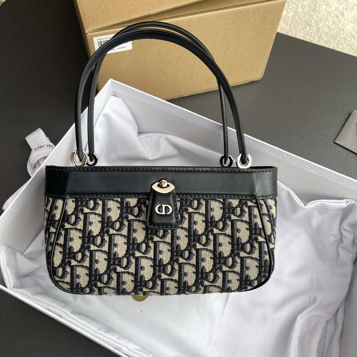 Dior Tote style 33 Black 01A
