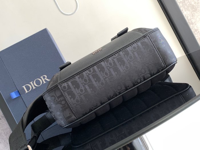 Dior Tote style 34 Black 01A