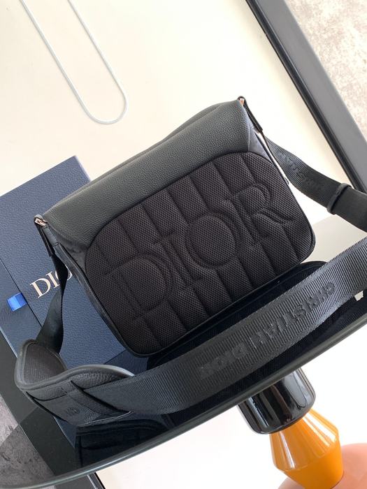 Dior Tote style 34 Black 01A