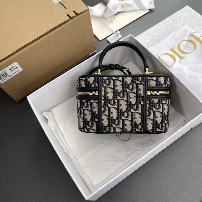 Dior Tote style 35 Black 01A 2