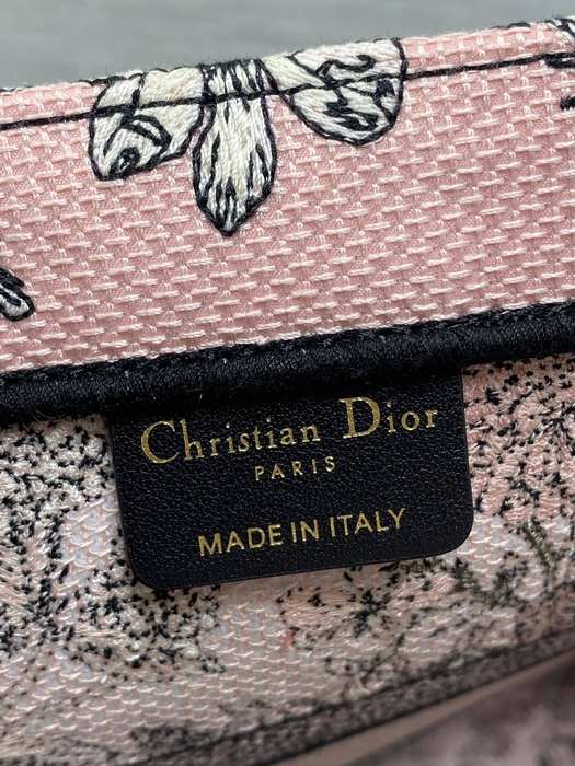 Dior Tote style 37 Beige 01A