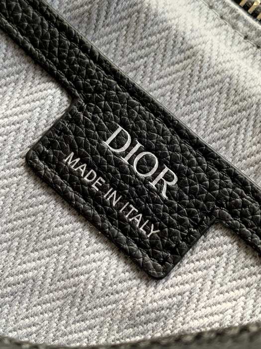 Dior Tote style 39 Black 01A