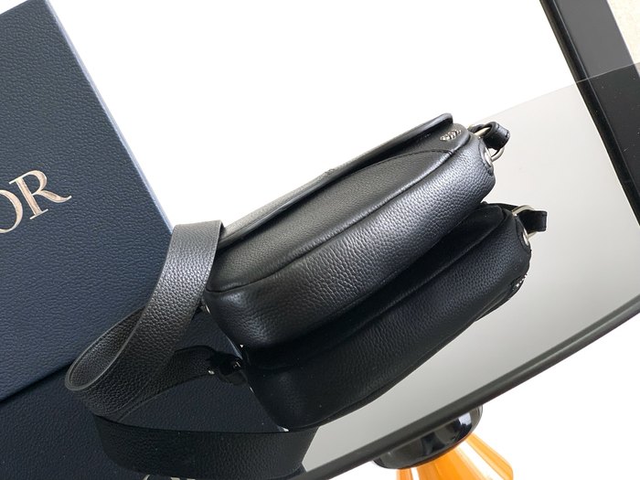 Dior Tote style 39 Black 01A