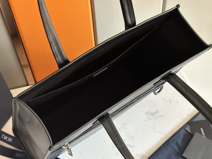 Dior Tote style 41 Grey 01A
