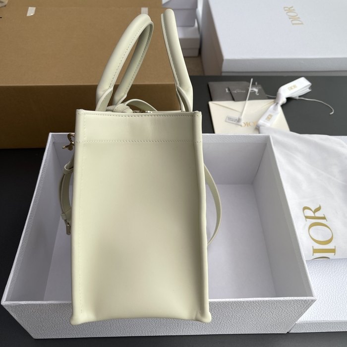 Dior Tote style 42 Beige 01A