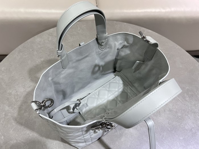 Dior Tote style 43 Grey 01A 2