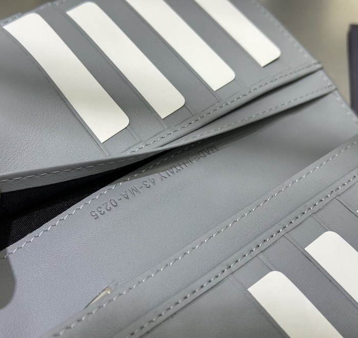 Dior Tote style 43 Grey 01A