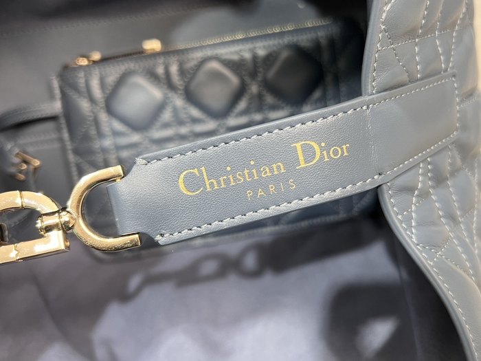 Dior Tote style 44 Blue 01A