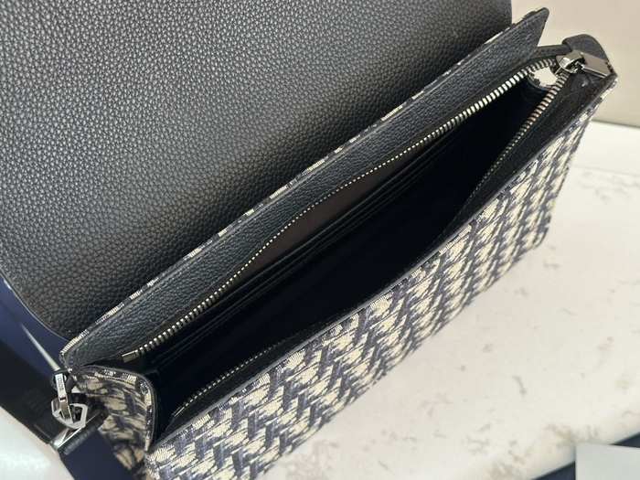 Dior Tote style 46 Navy 01A